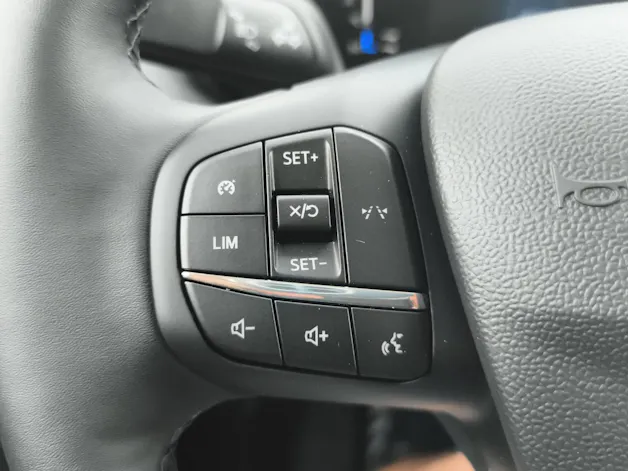 FORD Transit Courier Van 1.0 EcoBoost Trend