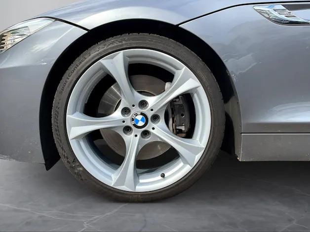 BMW Z4 sDrive35is DKG – M-PAKET | NAVIGATION PROFESSIONAL | KOMFORTZUGANG | PDC |