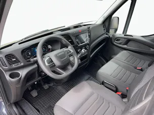 IVECO 35 S 16H D 7 Sitzer