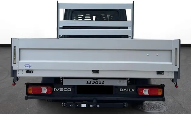 IVECO 35 S 16H D 7 Sitzer