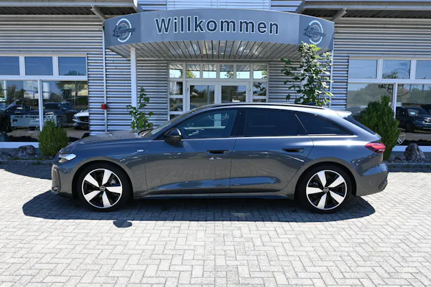 AUDI A5 Avant 40 TFSI S Line Plus S tronic 204PS + Werksgarantie 07.2027