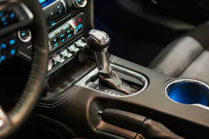 FORD Mustang Fastback 5.0 V8 GT Automat