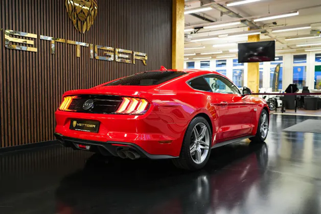 FORD Mustang Fastback 5.0 V8 GT Automat