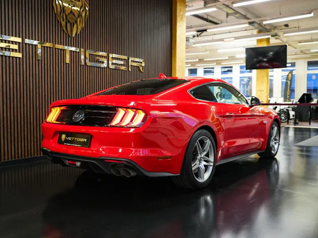 FORD Mustang Fastback 5.0 V8 GT Automat