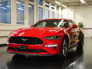 FORD Mustang Fastback 5.0 V8 GT Automat
