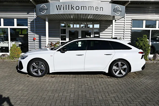 AUDI A6 Avant 40 TDI S-Line Plus Black 150 kW S tronic