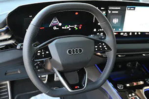 AUDI A6 Avant 40 TDI S-Line Plus Black 150 kW S tronic
