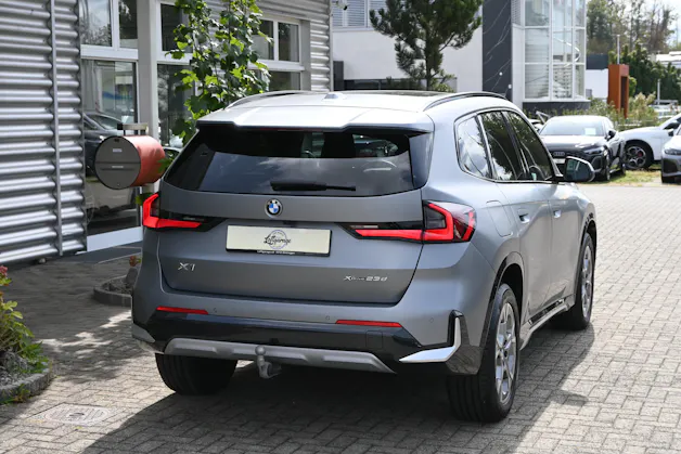 BMW X1 xDrive 23d 48V xLine 4X4 + AHK 2000kg