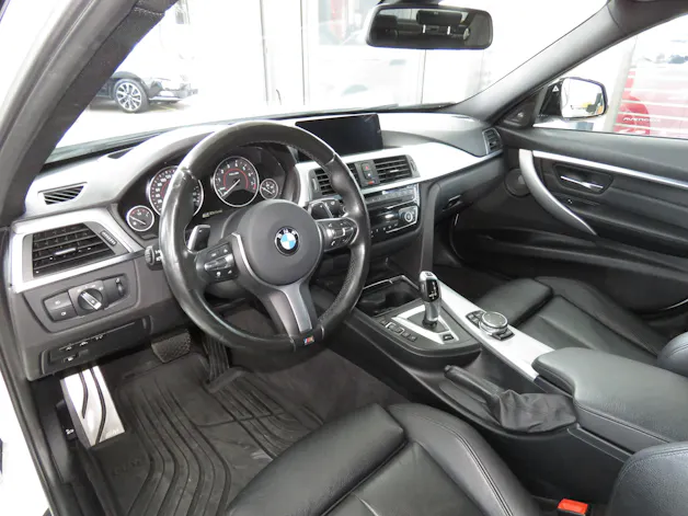 BMW 330e iPerformance M Sport Steptronic (Automat)