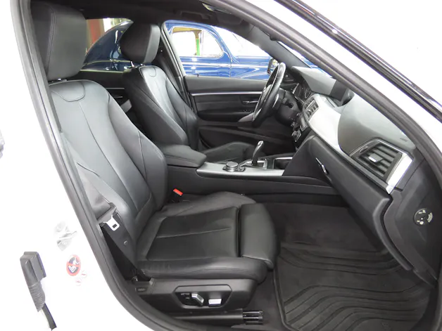 BMW 330e iPerformance M Sport Steptronic (Automat)