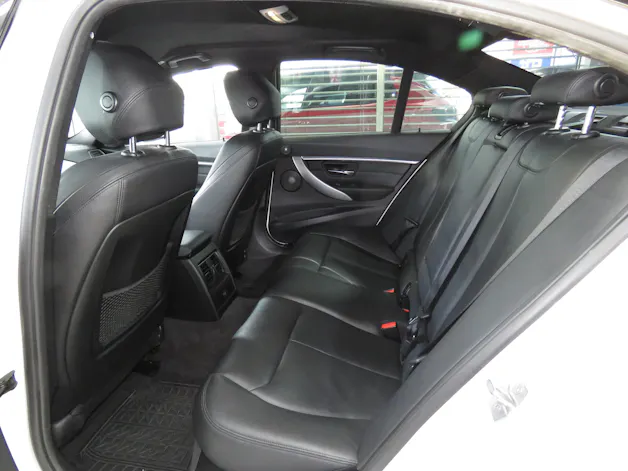 BMW 330e iPerformance M Sport Steptronic (Automat)