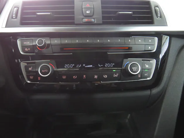 BMW 330e iPerformance M Sport Steptronic (Automat)