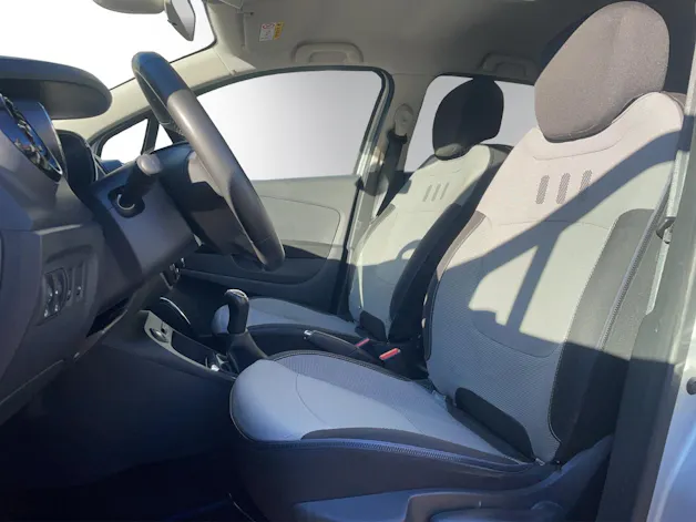 RENAULT Captur 1.5 dCi Intens – Limited Edition – Navigation – Klimaautomatik – Keyless Drive – Einparkhilfe