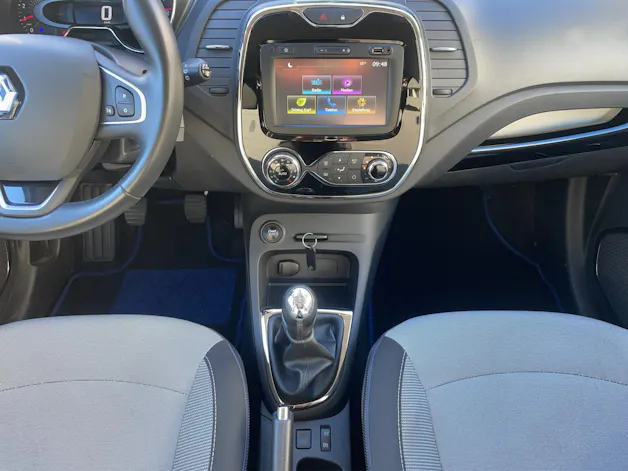 RENAULT Captur 1.5 dCi Intens – Limited Edition – Navigation – Klimaautomatik – Keyless Drive – Einparkhilfe