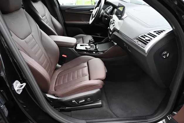 BMW X4 xDrive 48V 30d M Sport Steptronic + AHK 2000kg