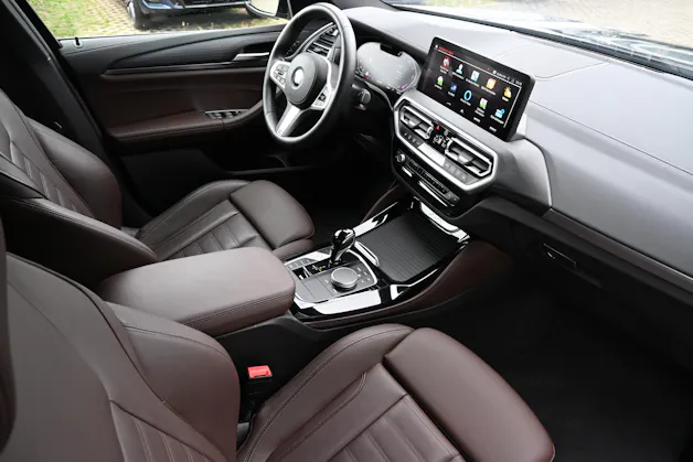 BMW X4 xDrive 48V 30d M Sport Steptronic + AHK 2000kg