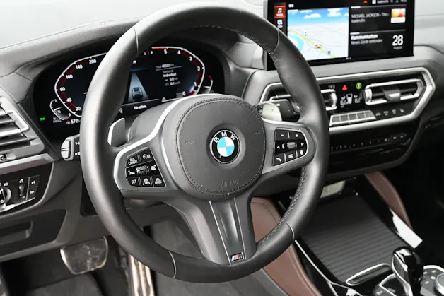 BMW X4 xDrive 48V 30d M Sport Steptronic + AHK 2000kg