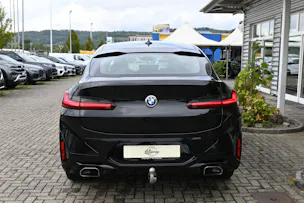 BMW X4 xDrive 48V 30d M Sport Steptronic + AHK 2000kg