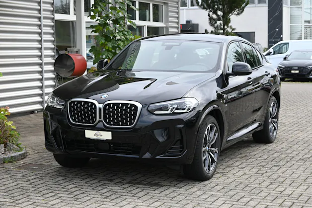 BMW X4 xDrive 48V 30d M Sport Steptronic + AHK 2000kg