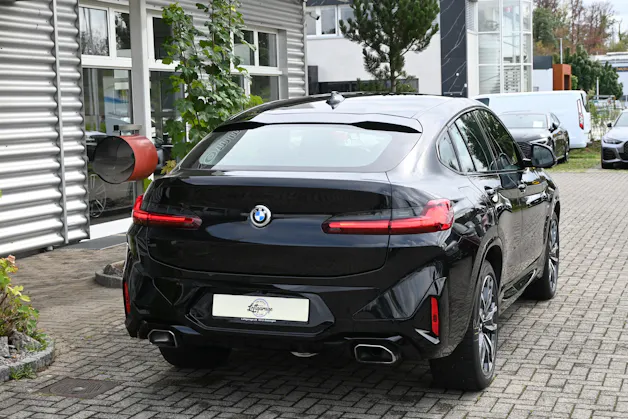 BMW X4 xDrive 48V 30d M Sport Steptronic + AHK 2000kg