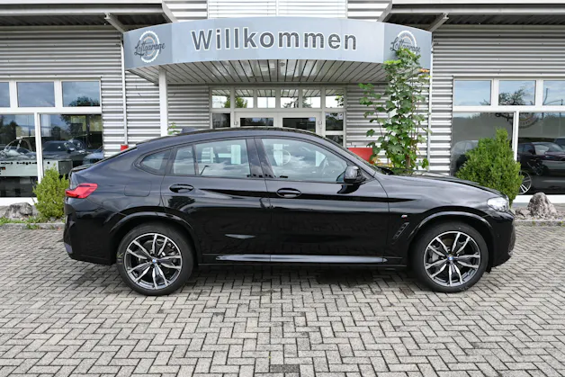 BMW X4 xDrive 48V 30d M Sport Steptronic + AHK 2000kg