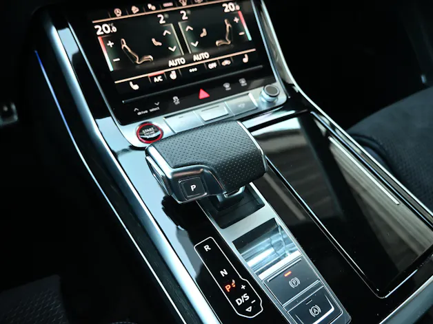 AUDI SQ7 4.0 V8 TFSI quattro tiptronic 507PS + AHK 3500kg (CH Auto)