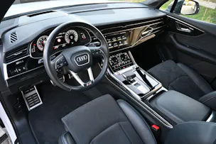 AUDI SQ7 4.0 V8 TFSI quattro tiptronic 507PS + AHK 3500kg (CH Auto)