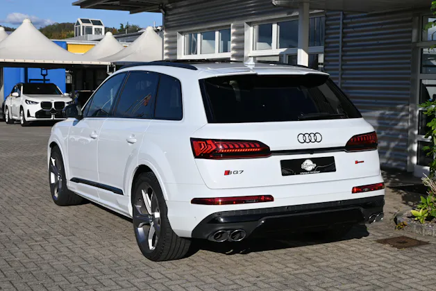 AUDI SQ7 4.0 V8 TFSI quattro tiptronic 507PS + AHK 3500kg (CH Auto)