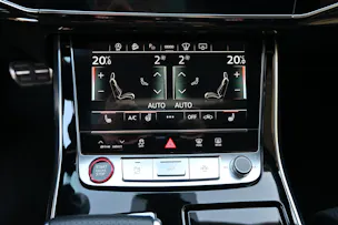 AUDI SQ7 4.0 V8 TFSI quattro tiptronic 507PS + AHK 3500kg (CH Auto)