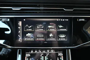 AUDI SQ7 4.0 V8 TFSI quattro tiptronic 507PS + AHK 3500kg (CH Auto)