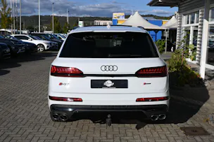 AUDI SQ7 4.0 V8 TFSI quattro tiptronic 507PS + AHK 3500kg (CH Auto)