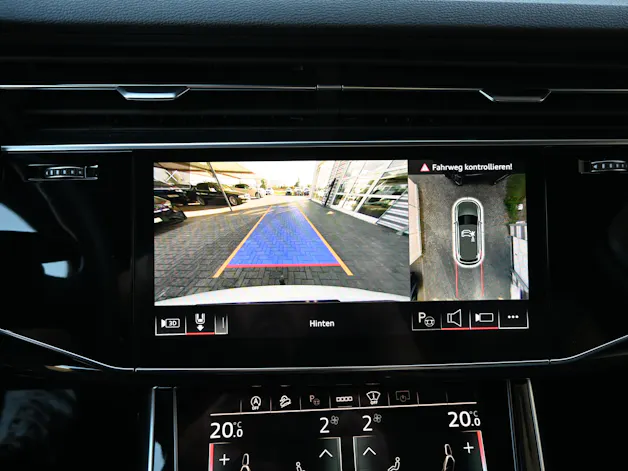 AUDI SQ7 4.0 V8 TFSI quattro tiptronic 507PS + AHK 3500kg (CH Auto)