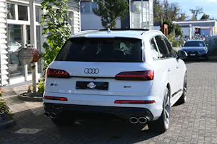 AUDI SQ7 4.0 V8 TFSI quattro tiptronic 507PS + AHK 3500kg (CH Auto)