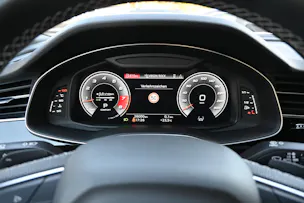 AUDI SQ7 4.0 V8 TFSI quattro tiptronic 507PS + AHK 3500kg (CH Auto)