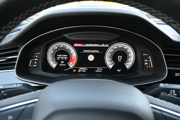 AUDI SQ7 4.0 V8 TFSI quattro tiptronic 507PS + AHK 3500kg (CH Auto)