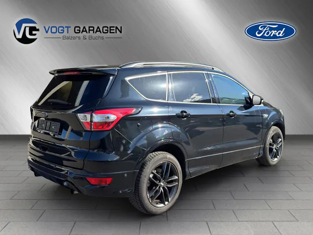 FORD Kuga 2.0 EcoB 240 ST-Line