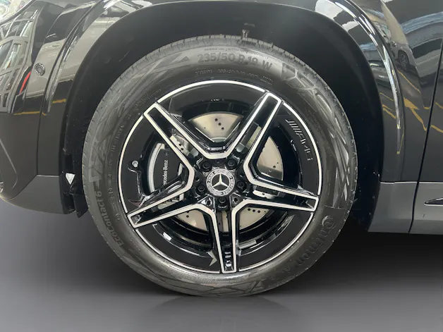 MERCEDES-BENZ GLA-Klasse H247 GLA 250 Swiss Star AMG Line 4matic