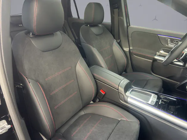 MERCEDES-BENZ GLA-Klasse H247 GLA 250 Swiss Star AMG Line 4matic