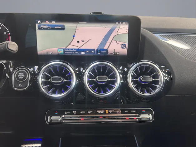 MERCEDES-BENZ GLA-Klasse H247 GLA 250 Swiss Star AMG Line 4matic