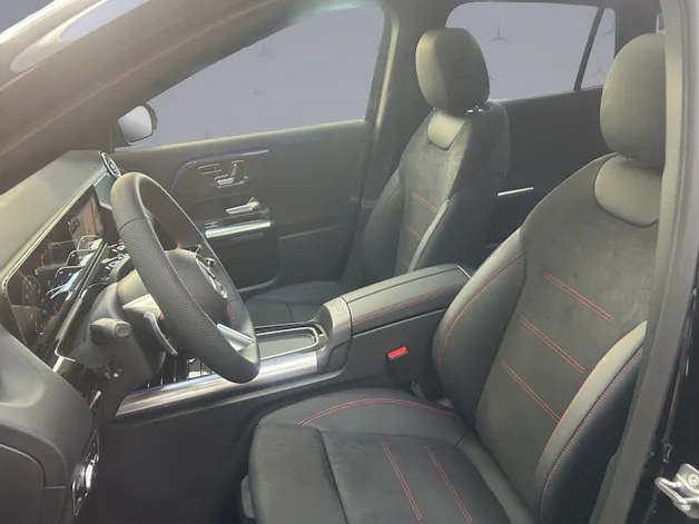 MERCEDES-BENZ GLA-Klasse H247 GLA 250 Swiss Star AMG Line 4matic