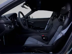 PORSCHE 718 Spyder RS