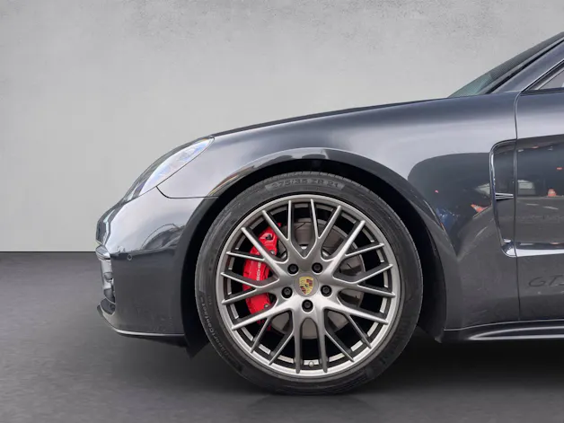 PORSCHE Panamera GTS Sport Turismo