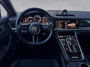 PORSCHE Panamera GTS Sport Turismo