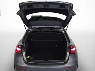 MERCEDES-BENZ A 200 AMG Line Night Star