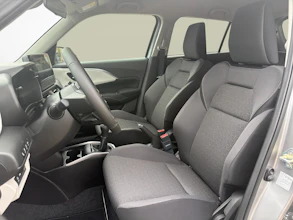https://vehicle.imgix.net/4522093/88ea2186-9329-4fcd-92ef-ebefbdd117c4.jpg