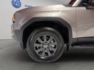 Toyota Land Cruiser 2.8 D 48V Style