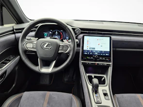 Fahrzeugbild LEXUS LBX 1.5 Hybrid Cool