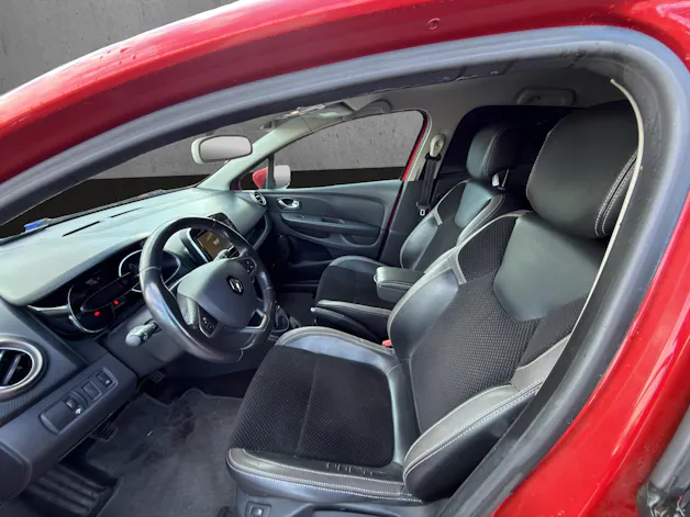 RENAULT Clio 1.2 TCe 120 Swiss Edition S/S