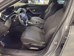 PEUGEOT 308 1.2 Hybrid GT