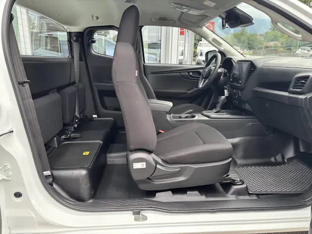 ISUZU D-Max Space Pick-up 2.2 DDi B-Strong 4x4